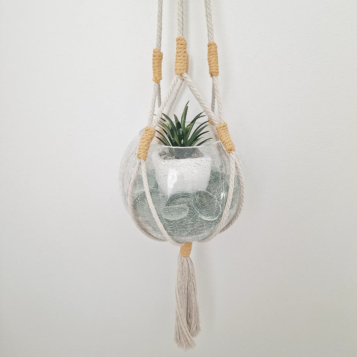 Tassel Vase Hanger