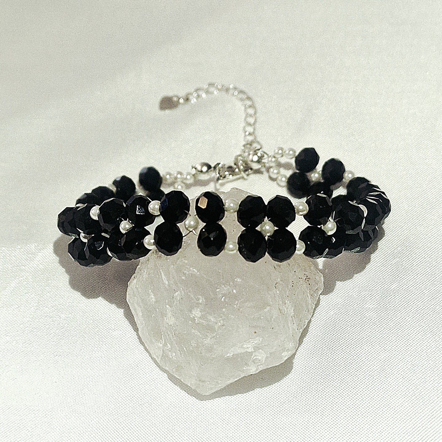 Midnight Pearl Bracelet