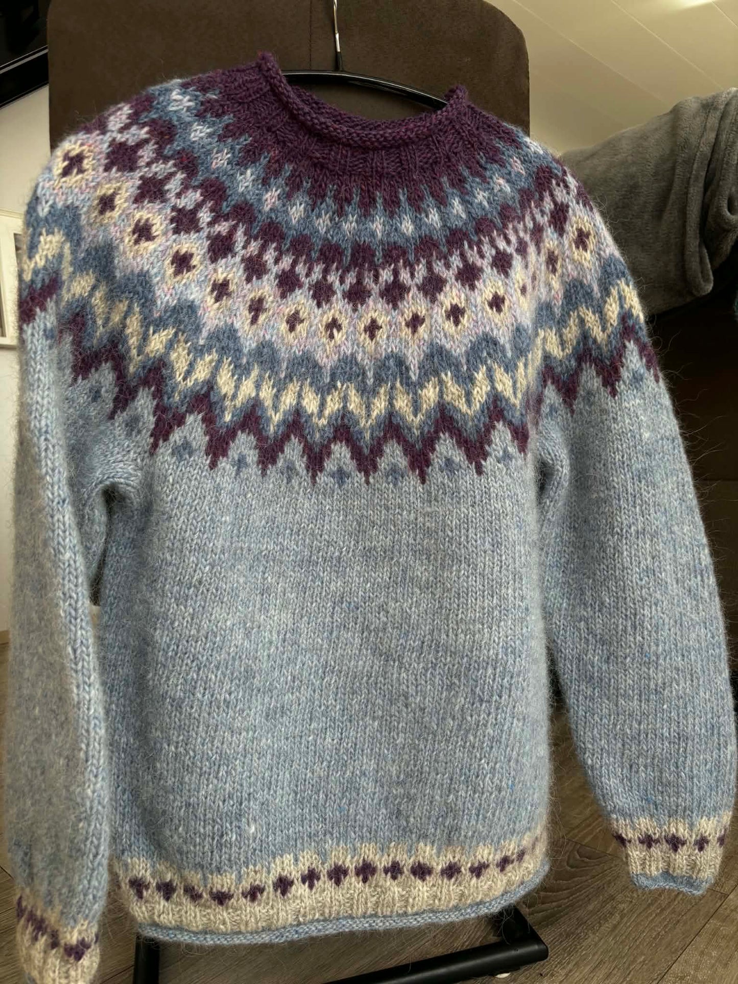 Riddari Sweater (Létlopi)